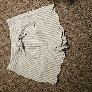 Jun & Ivy - Women's Shorts - Size M